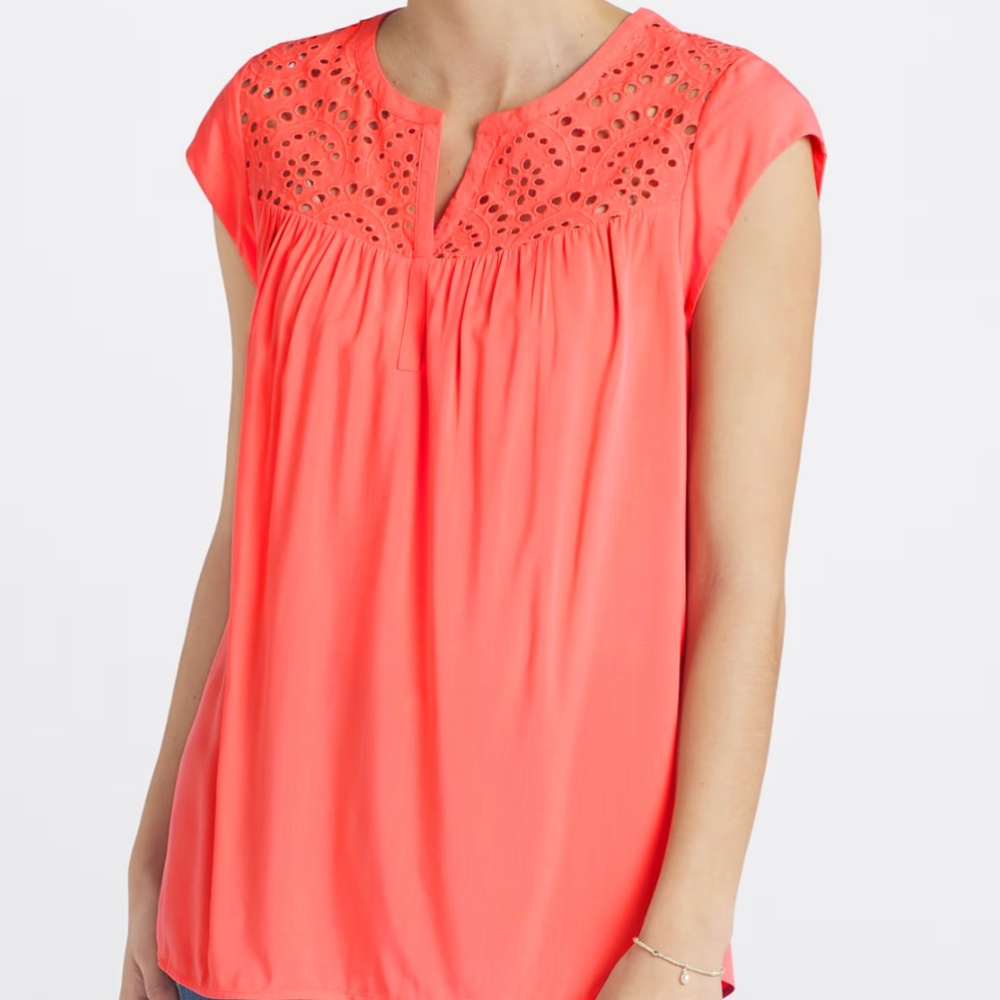 DANIEL RAINN Kiara Eyelet Detail Blouse - S